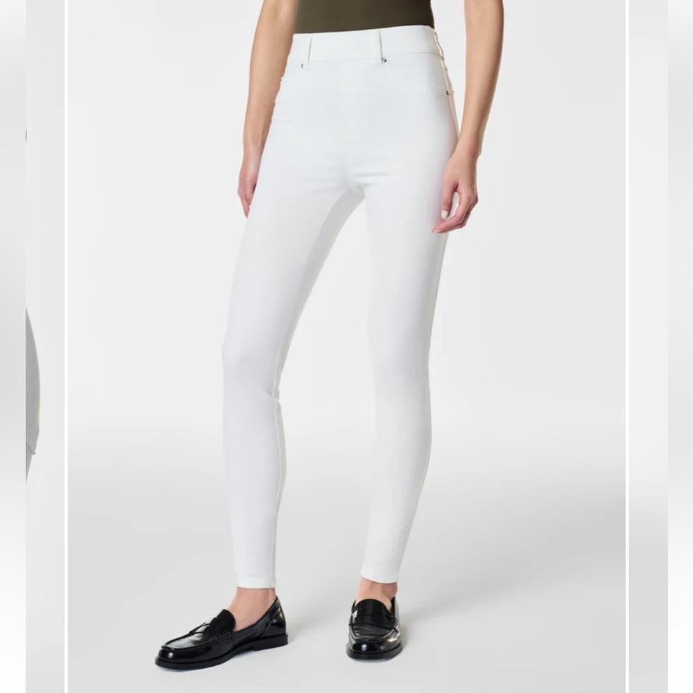 Spanx White SPANXshape EveryWear Pull On 
Skinny Ankle Stretch Denim Jeans